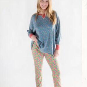 Natural Life thermal pj top. Size medium. It’s oversized and soft